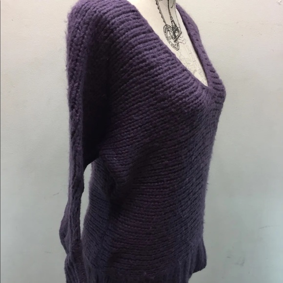 American Eagle Outfitters Cable Knit Women Sweater S V-Neck Mohair Wool Purple - Picture 3 of 6